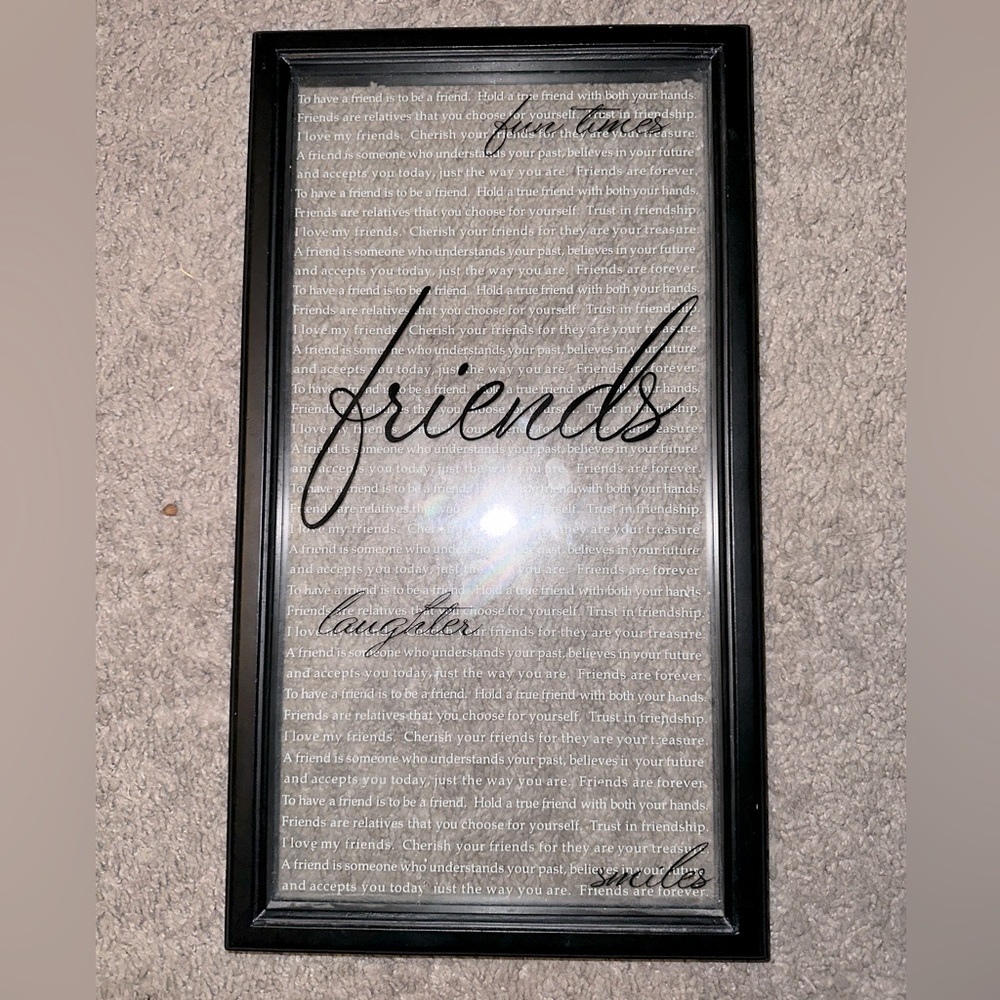 ❌SOLD❌ FRIENDS GLASS FRAME